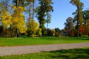 Auf dem Weg zum Herbst im Queen-Auguste-Victoria-Park in Umkirch