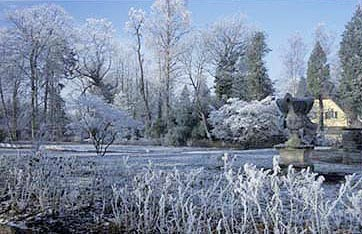 Angezuckert: Der Queen-Auguste-Victoria-Park im Winter